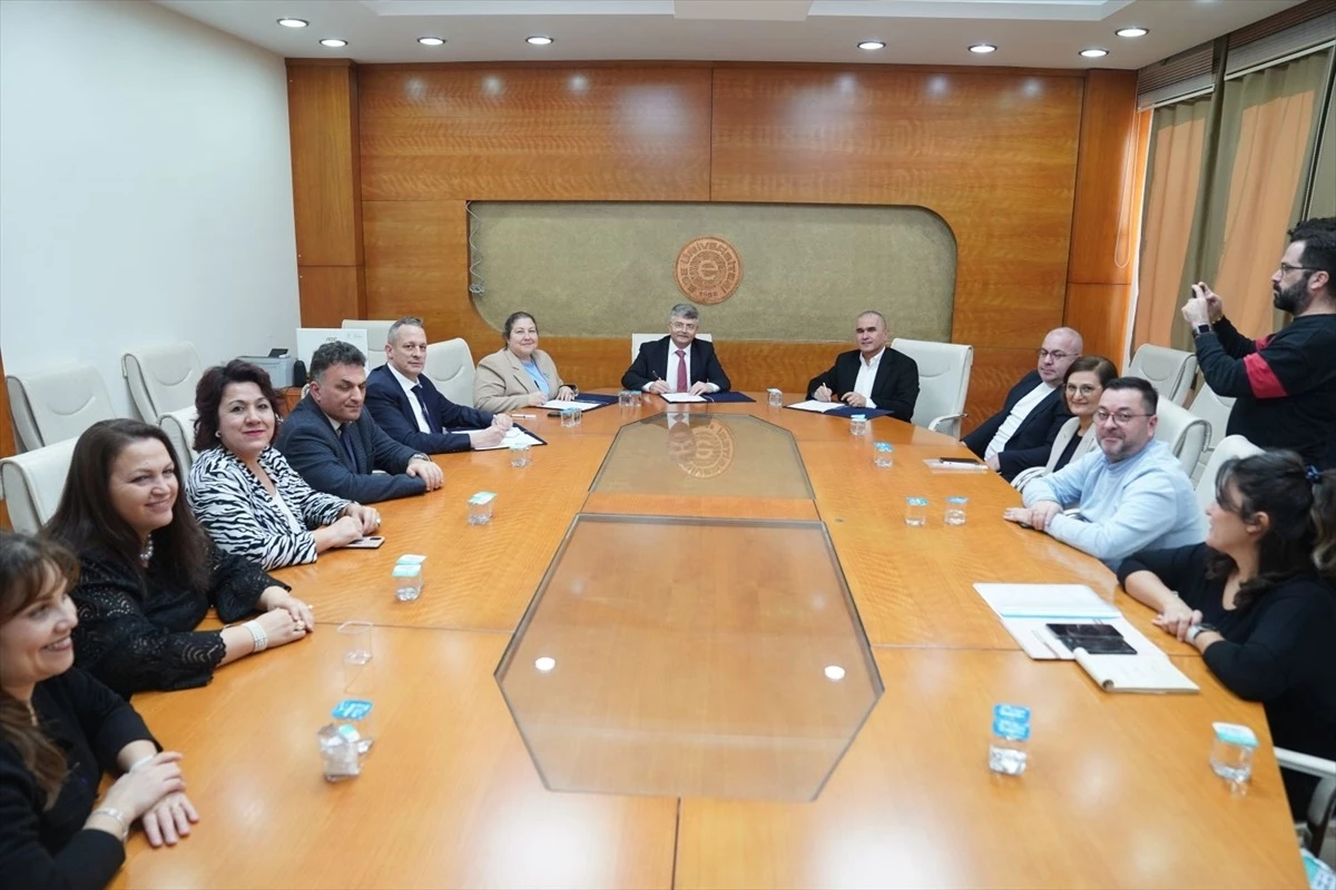 Ege Üniversitesi ve Altınordu Kulübü Arasında Voleybol İşbirliği Protokolü İmzalandı