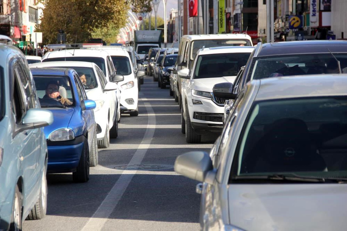 Erzincan\'da trafiğe kayıtlı araç sayısı 70 bin 211 oldu