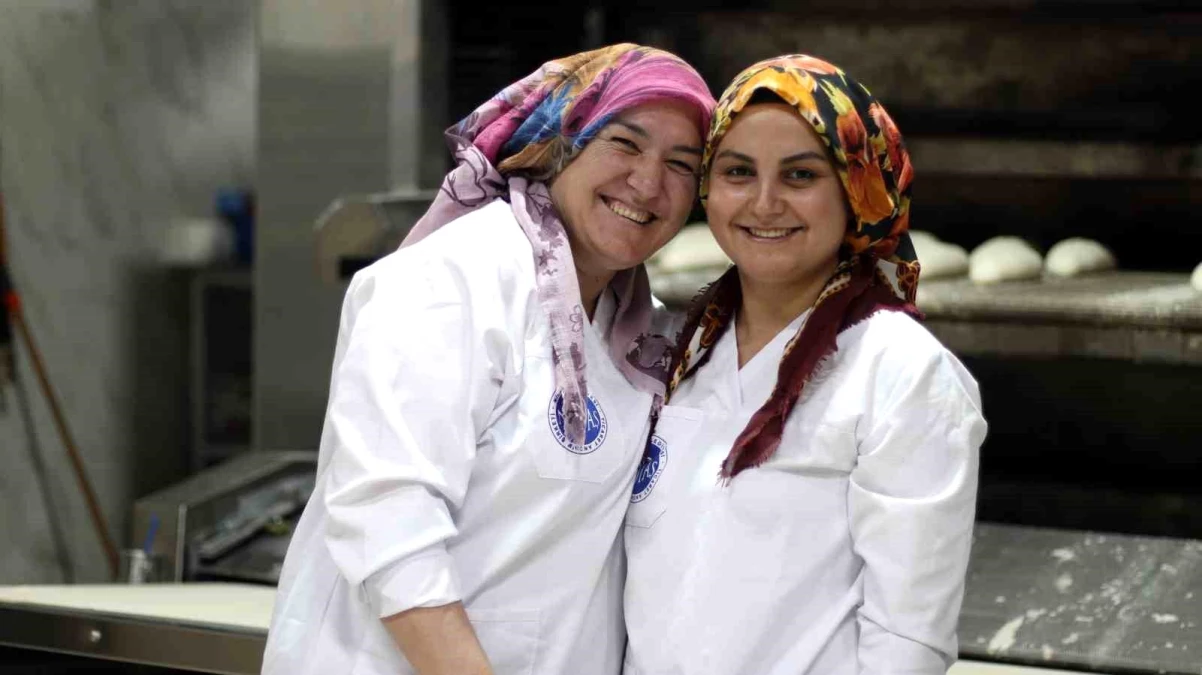 Niğde\'de Belediye İşletmeciliğindeki Ekmek Fabrikası Kadınların Gelir Kapısı Oldu