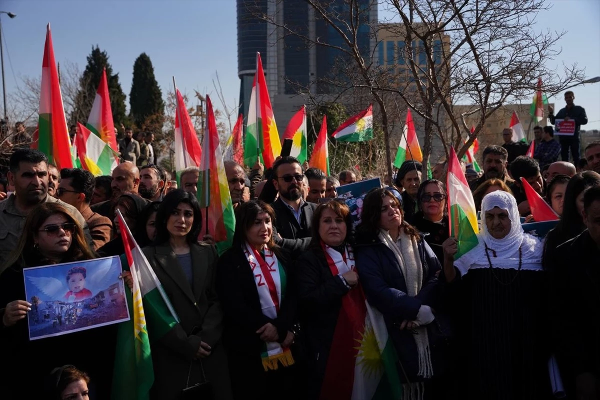 Irak\'ta İran\'a yönelik füze saldırıları protesto edildi