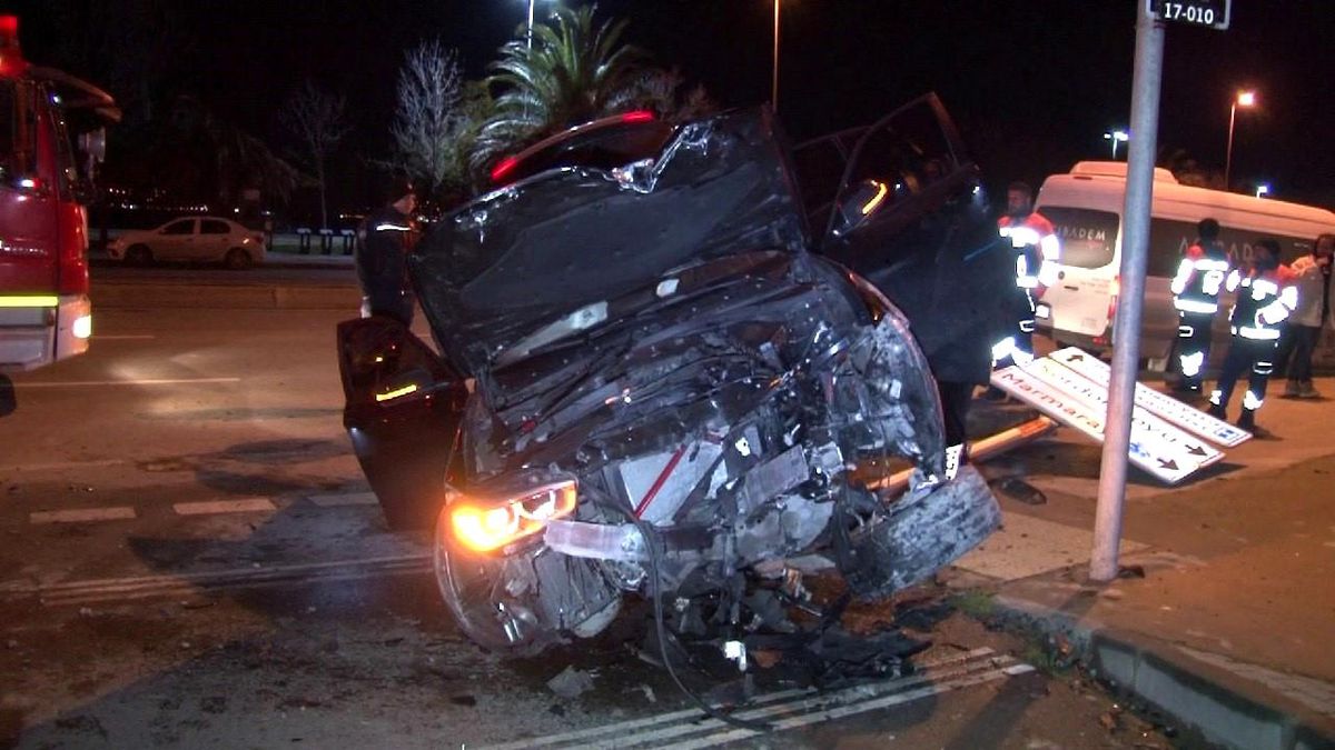 Kartal\'da Trafik Kazası: Bir Kişi Yaralandı