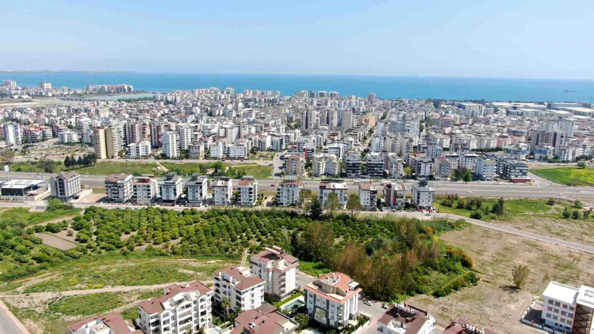 Antalya\'da Konut Satışlarında Yüzde 40\'a Yakın Gerileme Yaşandı