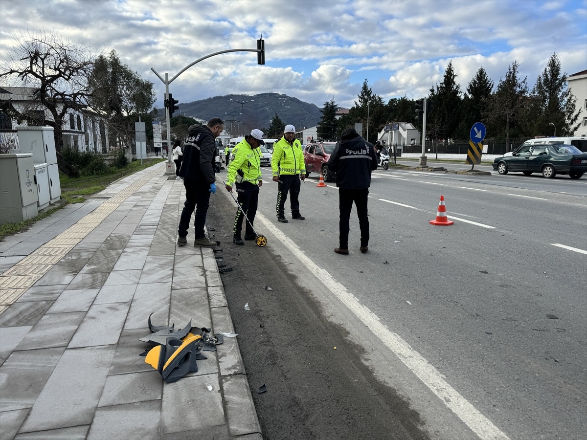 Ordu\'da trafik kazası: 2 kadın yaralandı