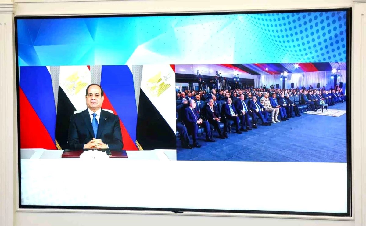 Putin, Mısır\'daki Nükleer Güç Santrali Temel Atma Törenine Katıldı