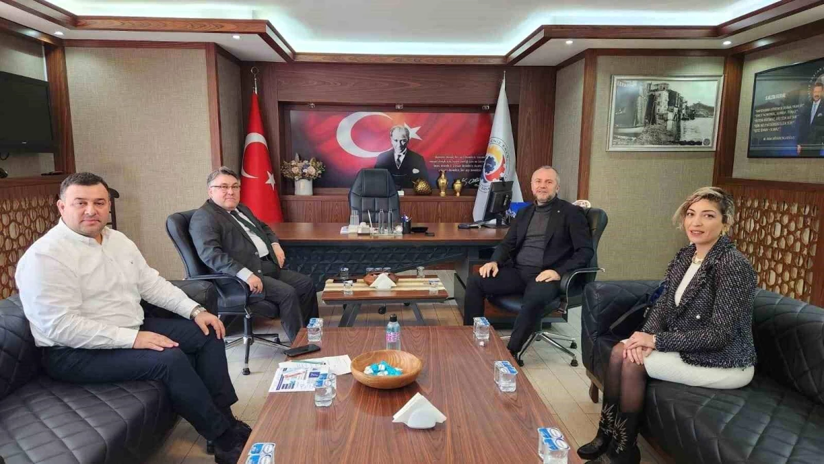 ZBEÜ Rektörü Prof. Dr. İsmail Hakkı Özölçer, Kdz. Ereğli TSO Başkanı Arslan Keleş\'i ziyaret etti