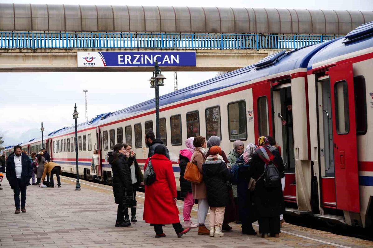 Yurt İçi Seyahatlerde Artış: Üçüncü Çeyrekte 19 Milyon 467 Bin Kişi Seyahate Çıktı