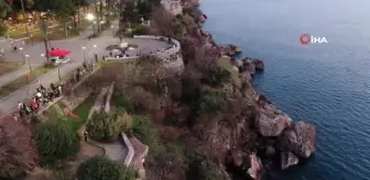 Antalya'da falezlerdeki manzara keyfi hastanede bitti