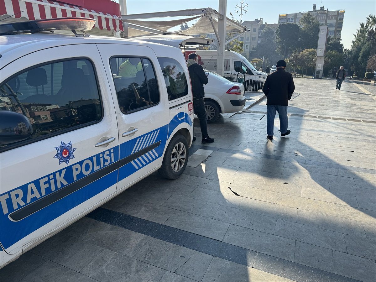 Aydın\'da trafik kurallarına uymayan 21 sürücüye ceza kesildi