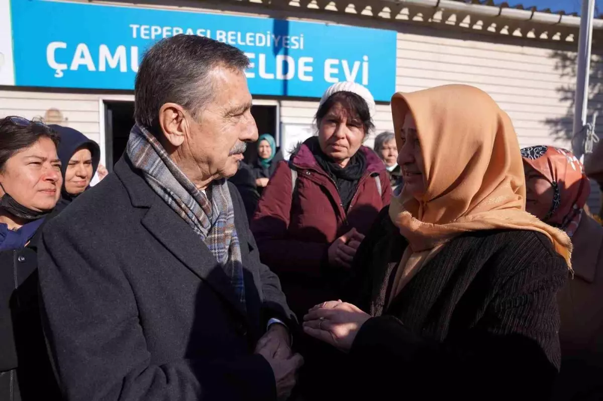 Tepebaşı Belediye Başkanı Çamlıca Belde Evi kursiyerleri ile bir araya geldi