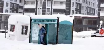 Bitlis'te Kar Yağışı: 266 Köy Yolu Ulaşıma Kapandı