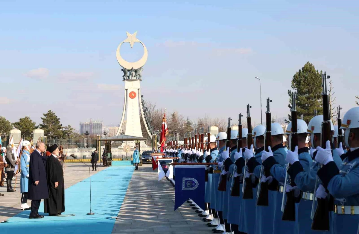 Cumhurbaşkanı Erdoğan, İran Cumhurbaşkanı Reisi\'yi resmi törenle karşıladı