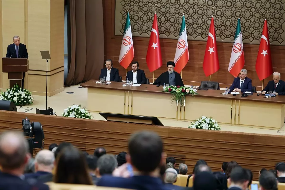 Cumhurbaşkanı Erdoğan: 'İran'la yeni sınır kapıları açılması gündemimizdedir.