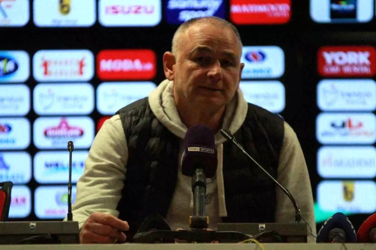 Konyaspor Teknik Direktörü Omerovic: Zor bir deplasmanda 1 puan bizim için kötü değil