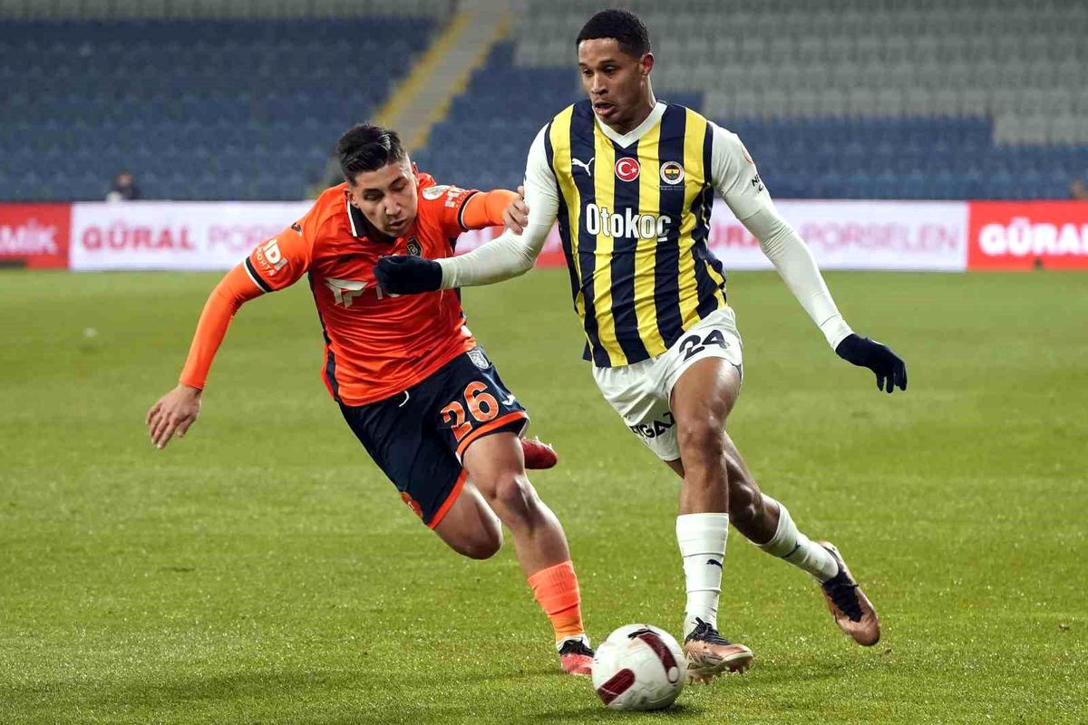 Fenerbahçe\'nin Jayden Oosterwolde\'u cezalı duruma düştü