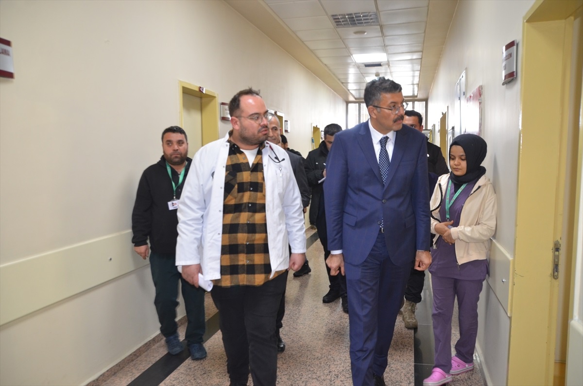 Hakkari Valisi Ali Çelik, Yüksekova\'da lojistik depo oluşturulması için çalışma başlattıklarını açıkladı