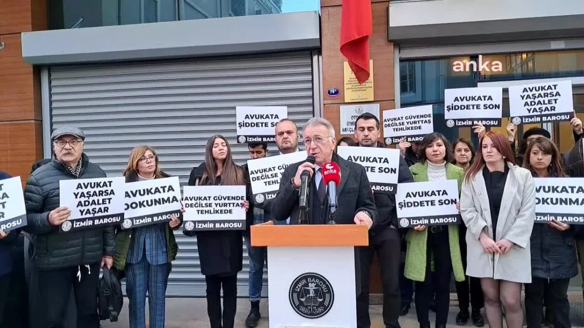İzmir Barosu, Tehlike Altında Avukatlar Günü için Basın Açıklaması Yaptı
