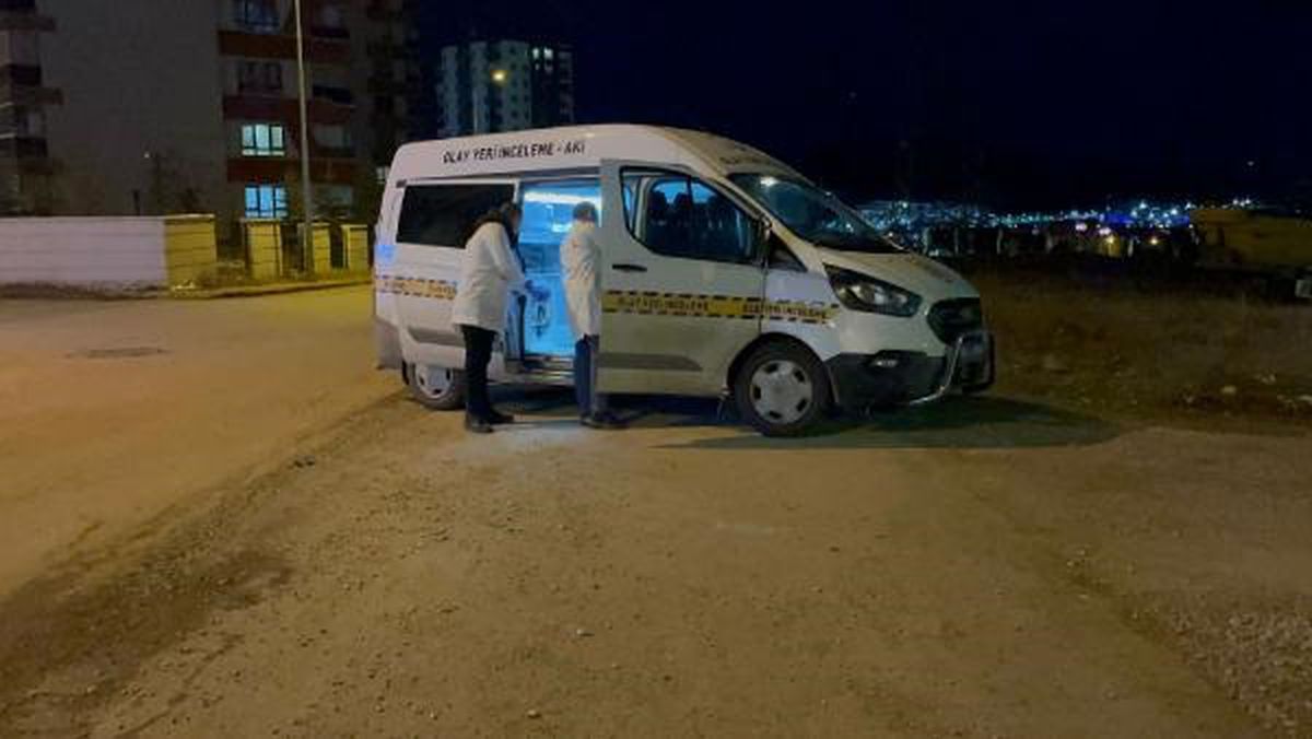 Sivas'ta bir kafede tartışma sonucu bir kişi tabanca ile vuruldu