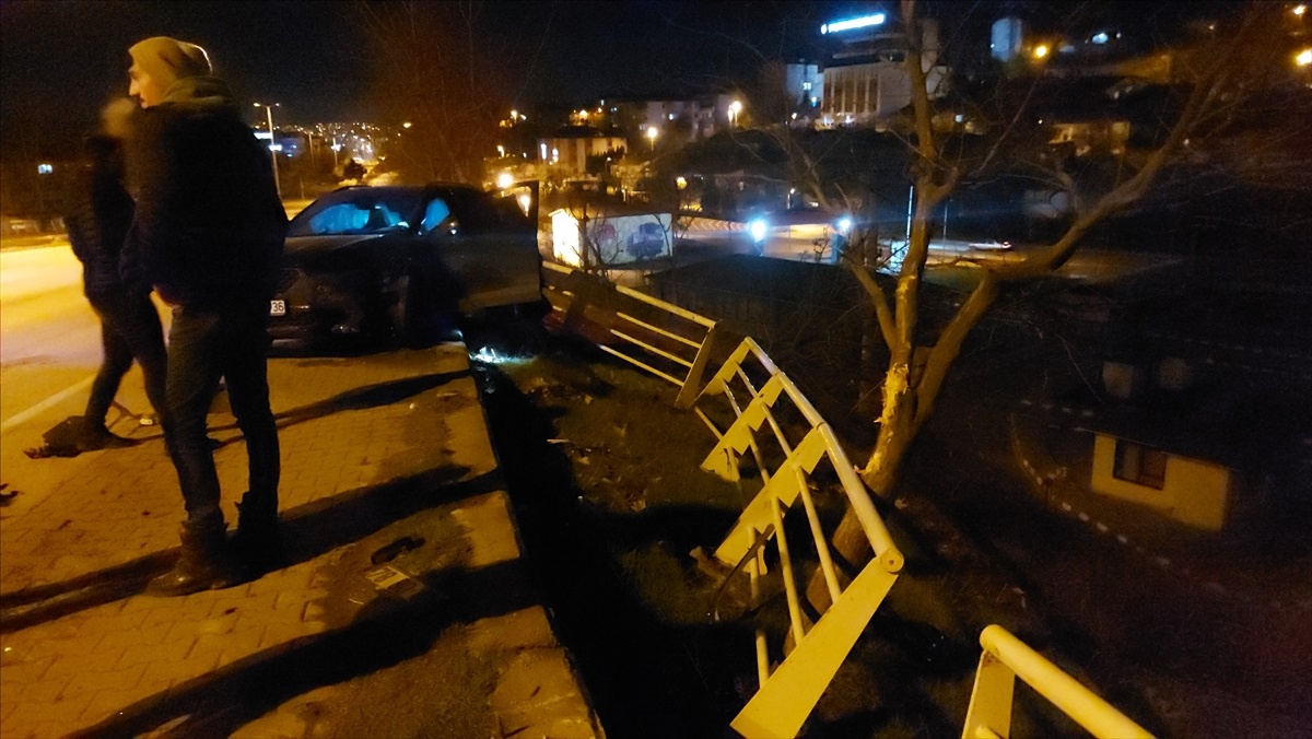 Karabük\'te meydana gelen trafik kazalarında 2 kişi yaralandı