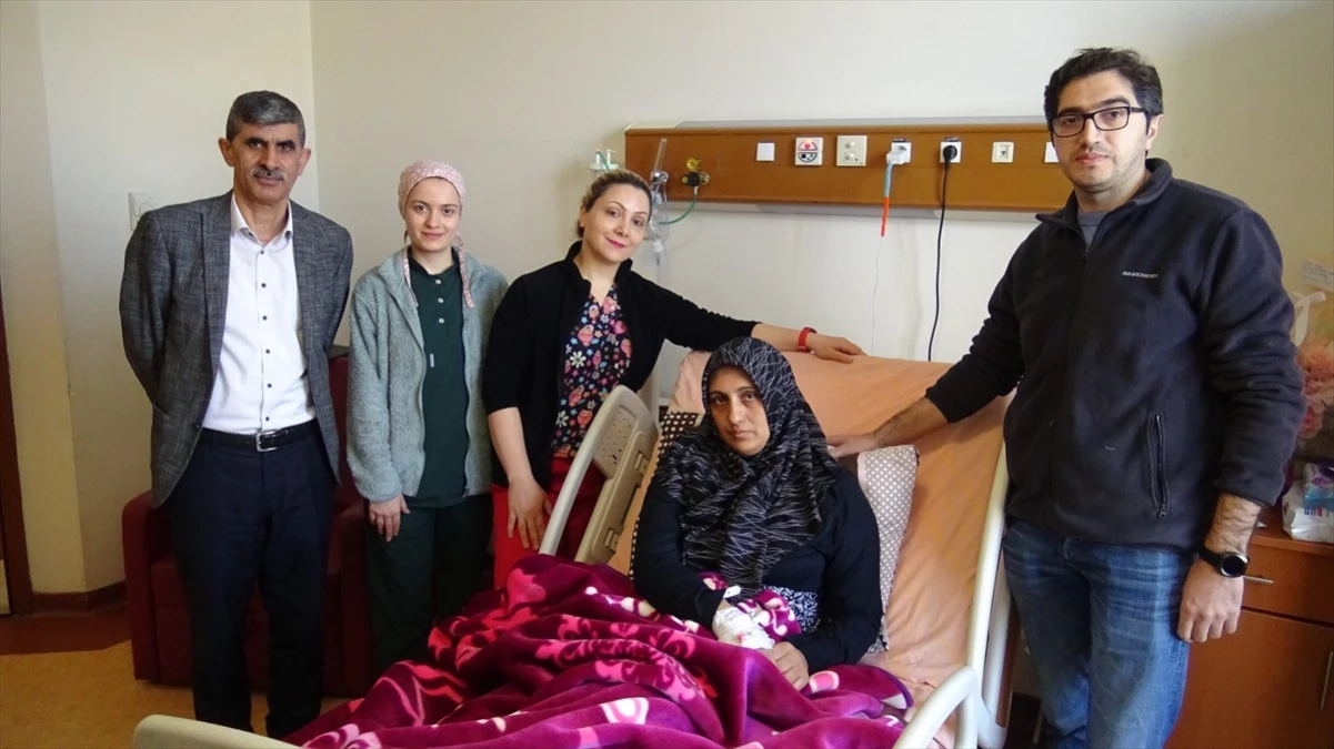 Kars\'ta Yapılan Ameliyatla Hastanın Sağlığına Kavuştu