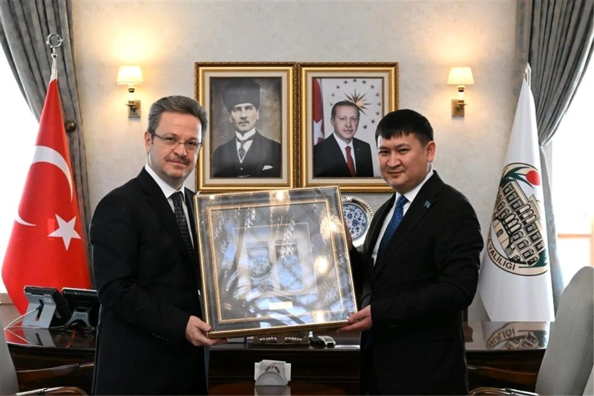 Kazakistan Cumhuriyeti İstanbul Başkonsolosu Manisa\'ya Ziyarette Bulundu