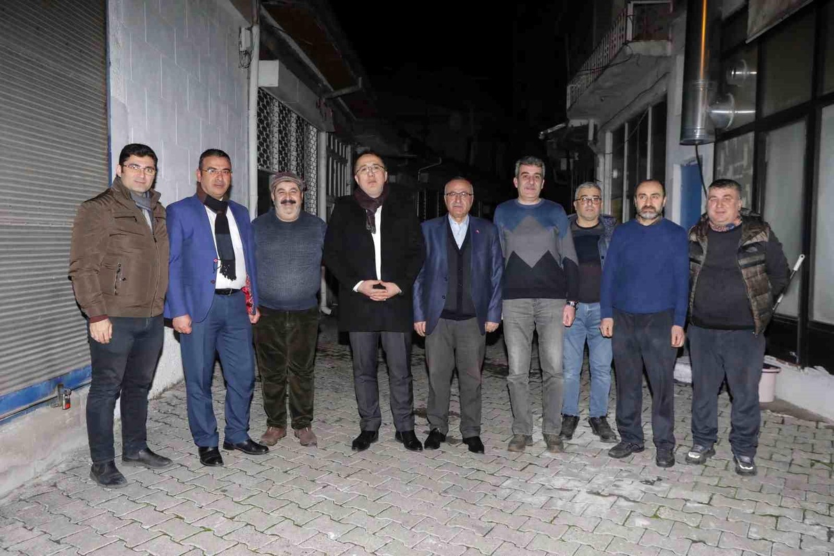 Nevşehir Belediye Başkanı Dr. Mehmet Savran, Halkın Beklentilerini Karşılamak İçin Çalışıyor