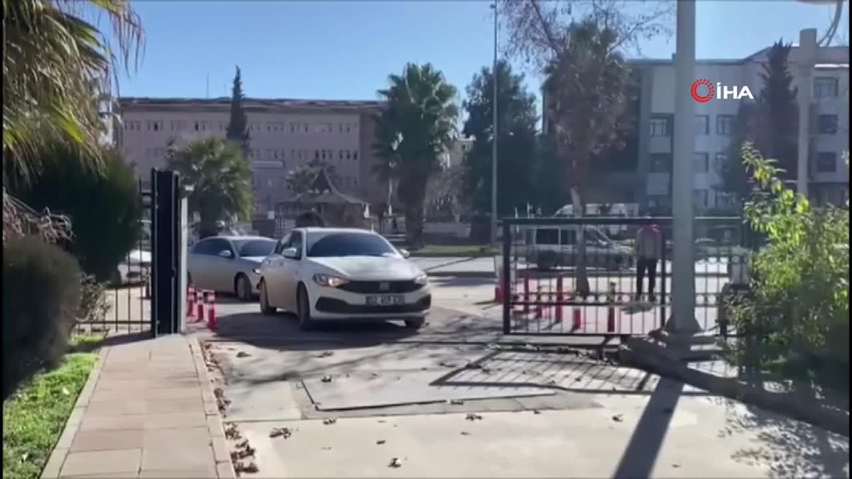 Piyasaya sahte para sürmeye çalışan çete yakalandı