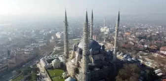 Edirne Selimiye Camisi'nin Pencereleri Yenilendi