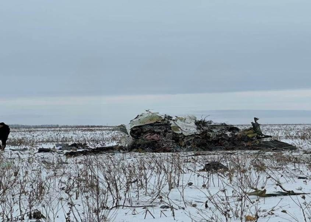 Rusya'dan bomba iddia: Esirleri taşıyan uçağı Ukrayna vurdu
