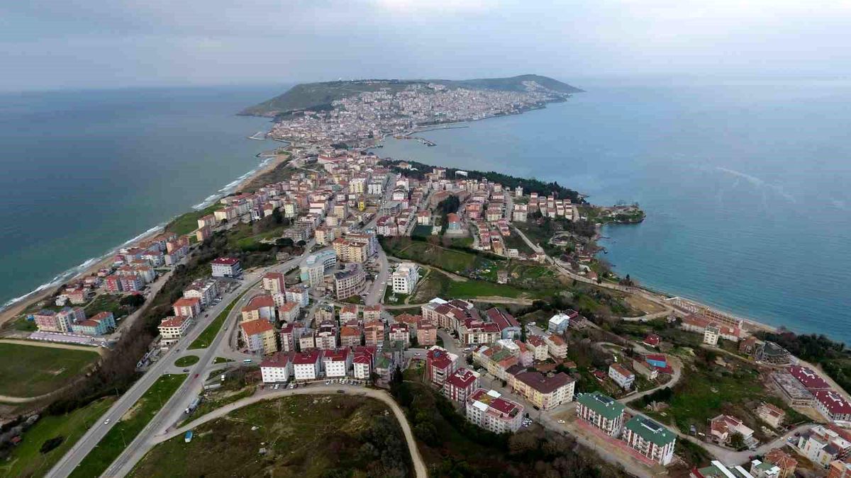 Sinop\'ta Trafiğe Kayıtlı Araç Sayısı 71 Bin 25 Oldu