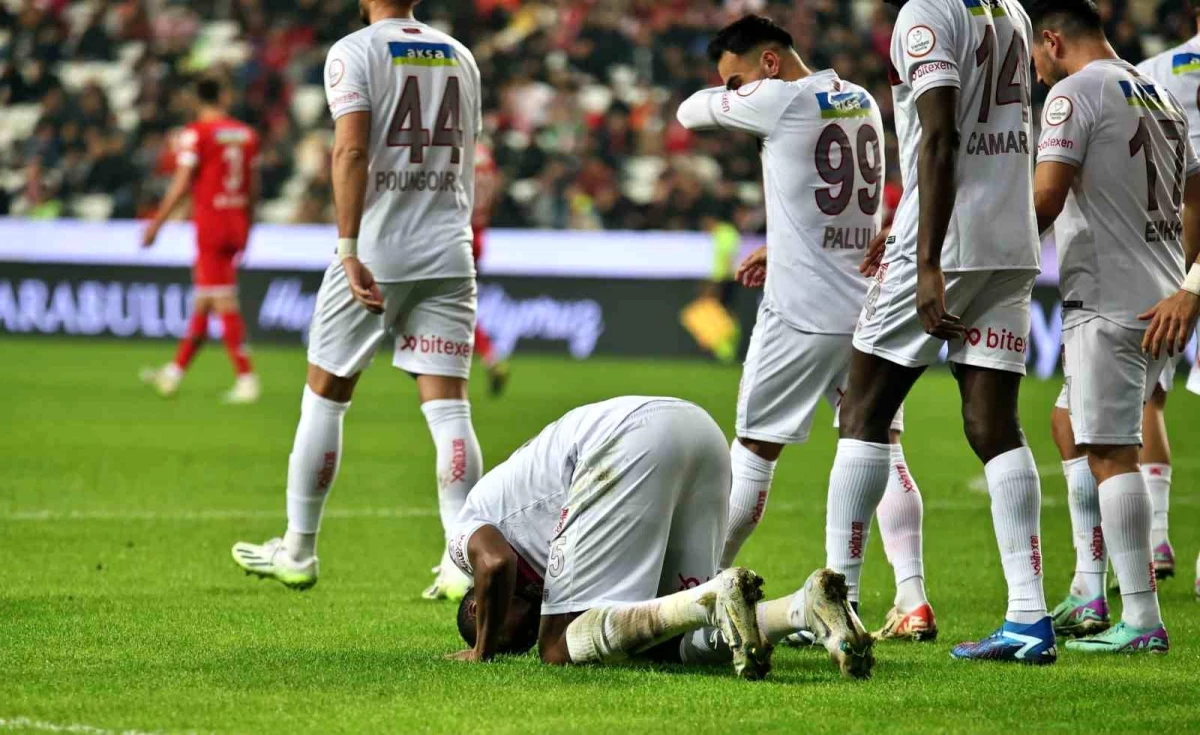 Antalyaspor, Sivasspor\'u 2-1 mağlup etti