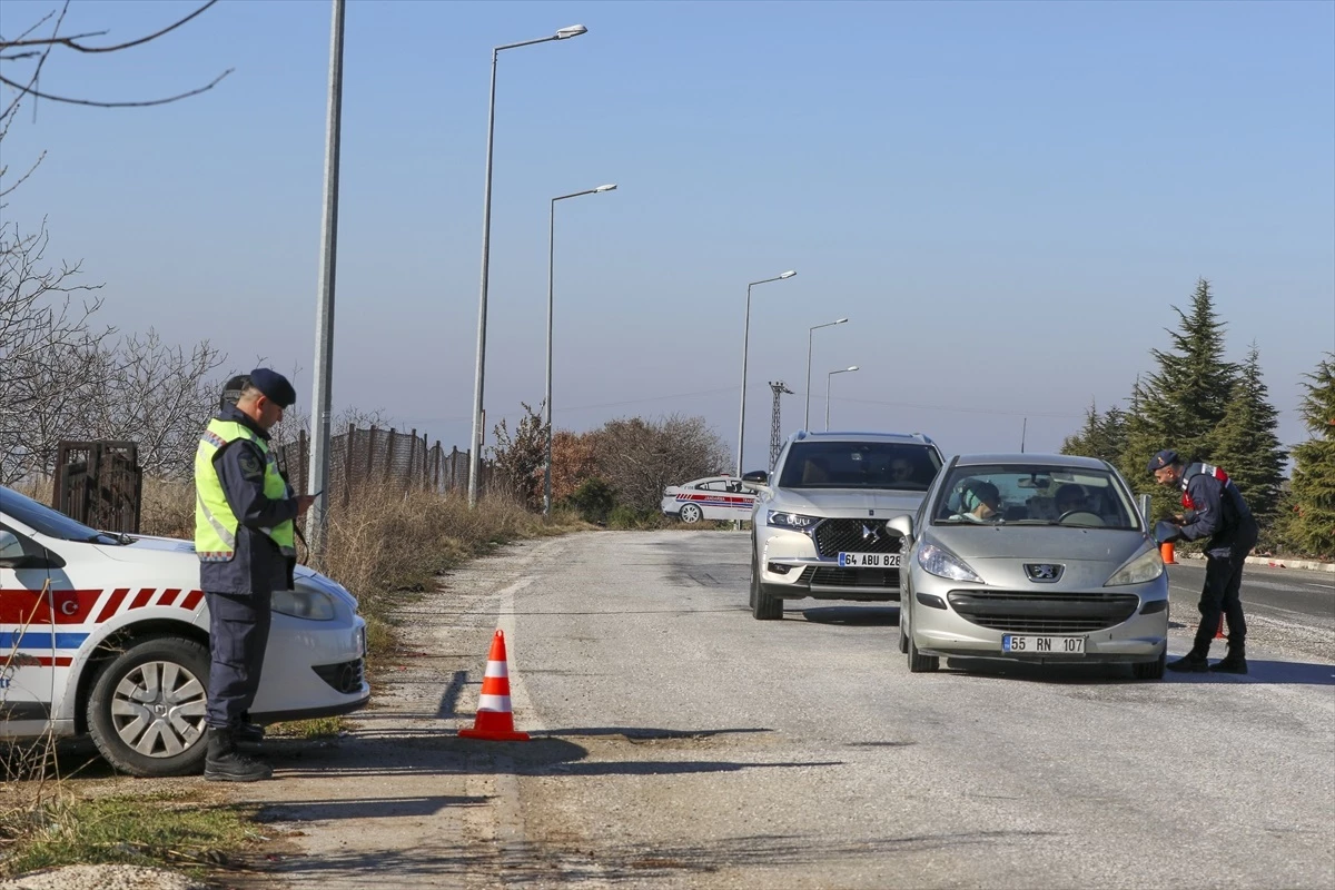 Uşak\'ta Cayrokopter ile Trafik Denetimi Gerçekleştirildi