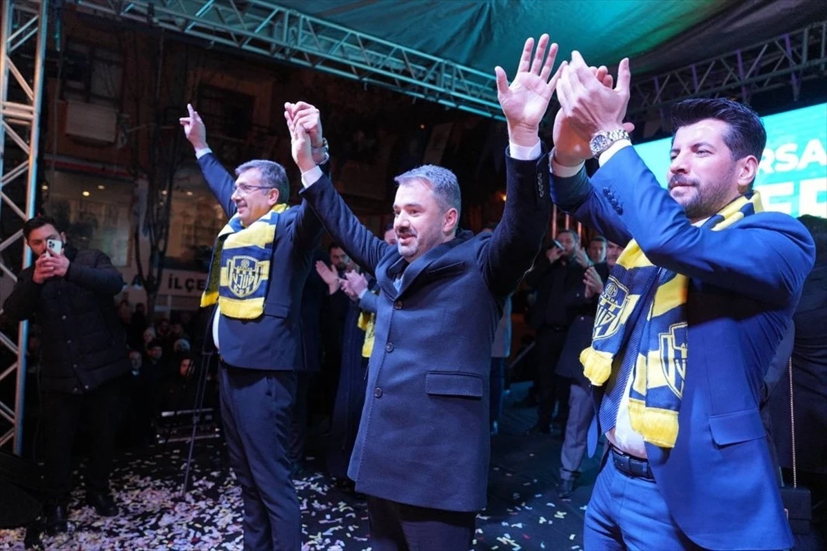 AK Parti Pursaklar Belediye Başkan adayı Ertuğrul Çetin coşkuyla karşılandı