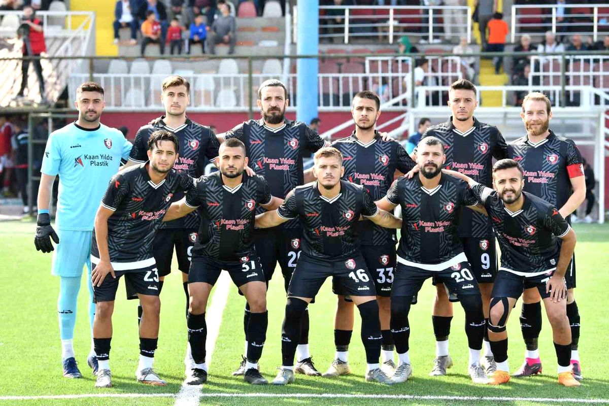 Manisa\'nın 3 takımı BAL\'da ikinci yarıya başlıyor