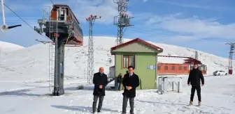 Başçiftlik Kaymakamı İsmail Yüksel Kayak Merkezi'ni Ziyaret Etti