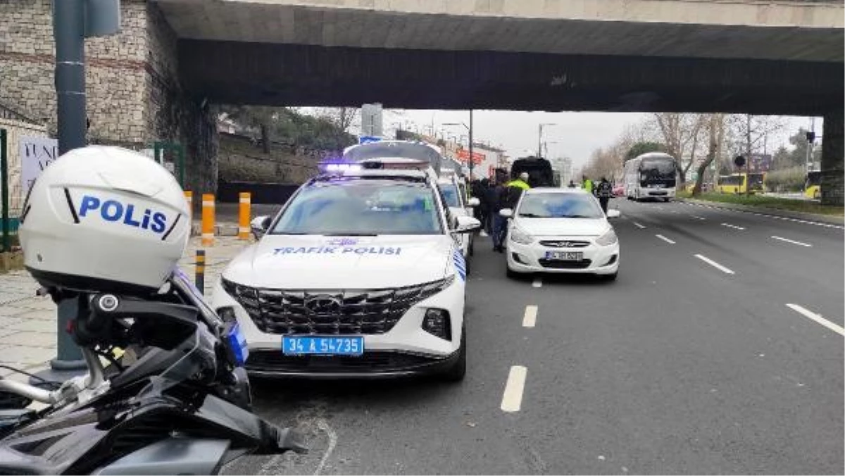 Beşiktaş\'ta minibüs denetimi: Birçok sürücüye ceza uygulandı