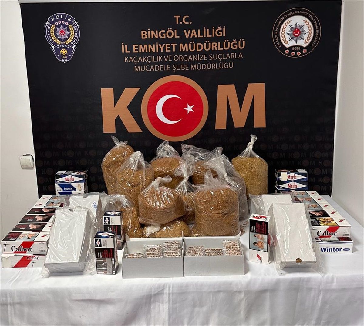 Bingöl\'de Operasyonda 8 Bin Makaron Ele Geçirildi, 2 Şüpheli Gözaltına Alındı