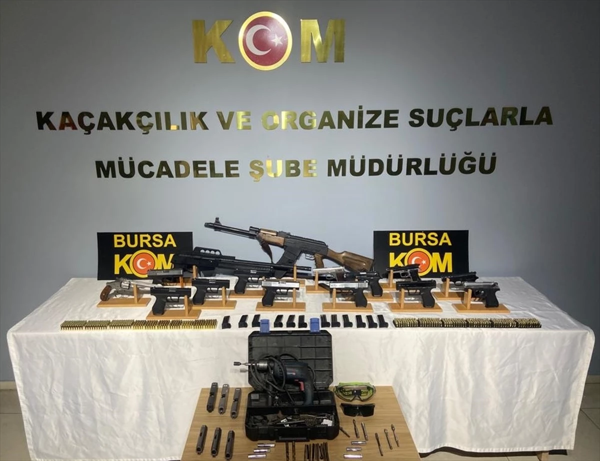 Bursa\'da Kaçak Silah İmalatı Yapan 2 Şüpheli Gözaltına Alındı