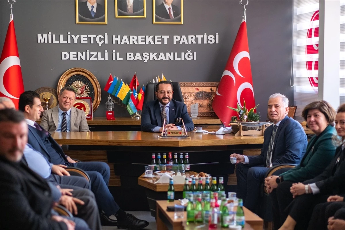 Denizli Büyükşehir Belediye Başkanı Osman Zolan, MHP Denizli İl Başkanlığını ziyaret etti