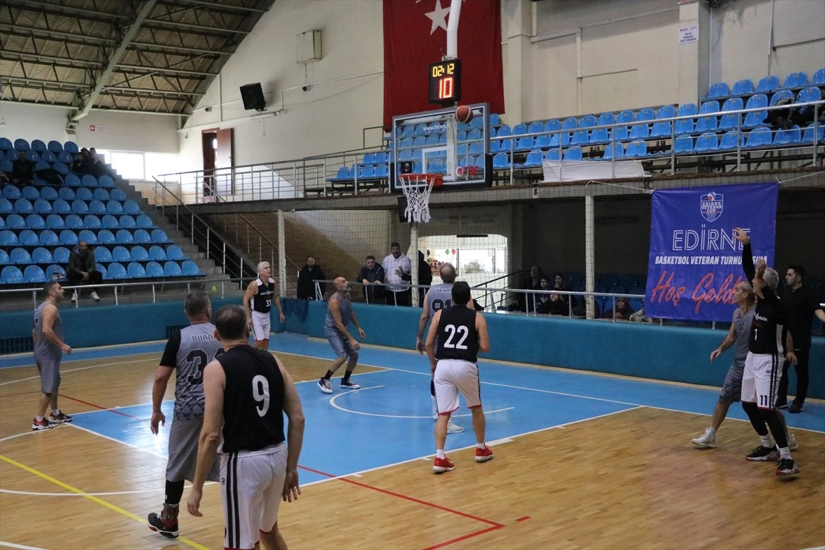 Edirne\'de Uluslararası Veteran Basketbol Turnuvası Başladı