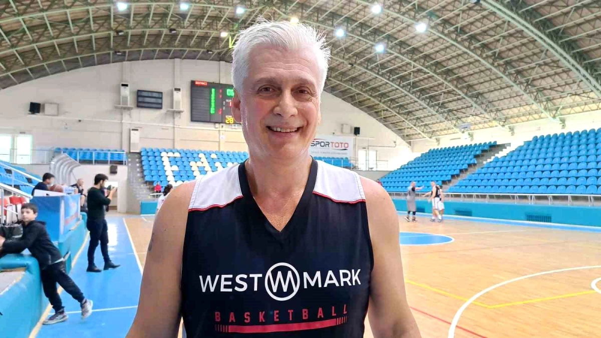 Edirne\'de Uluslararası Veteran Basketbol Turnuvası Başladı