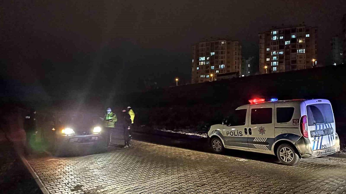 Eskişehir\'de 11 Araç Sürücüsüne 87 Bin 18 TL Para Cezası