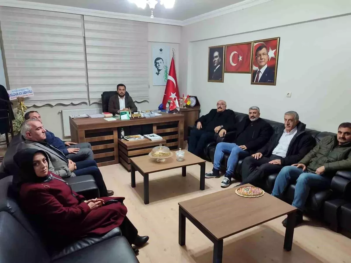 Gelecek Partisi Malatya İl Başkanı ve 880 üye istifa etti
