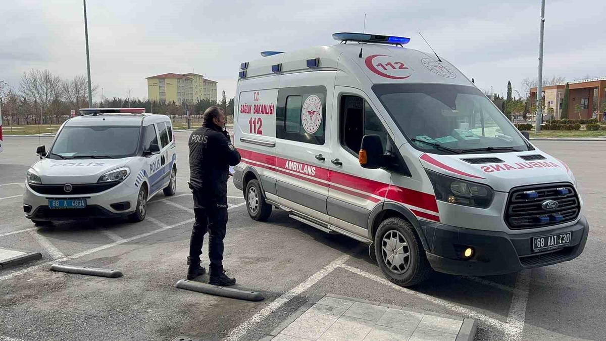 Aksaray\'da Yolcu Otobüsü Anne ve Çocuğunu Ezdi