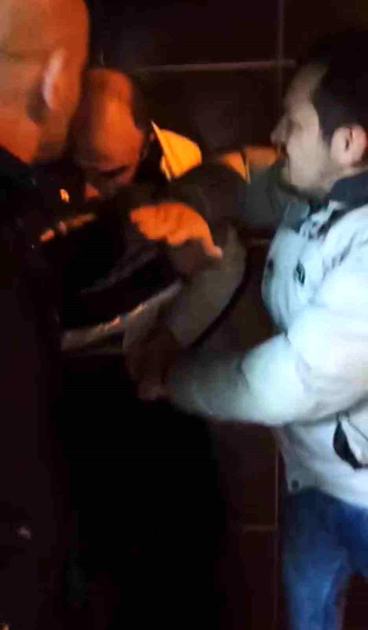 Eyüpsultan\'da Alüminyum Hırsızı Yakalandı