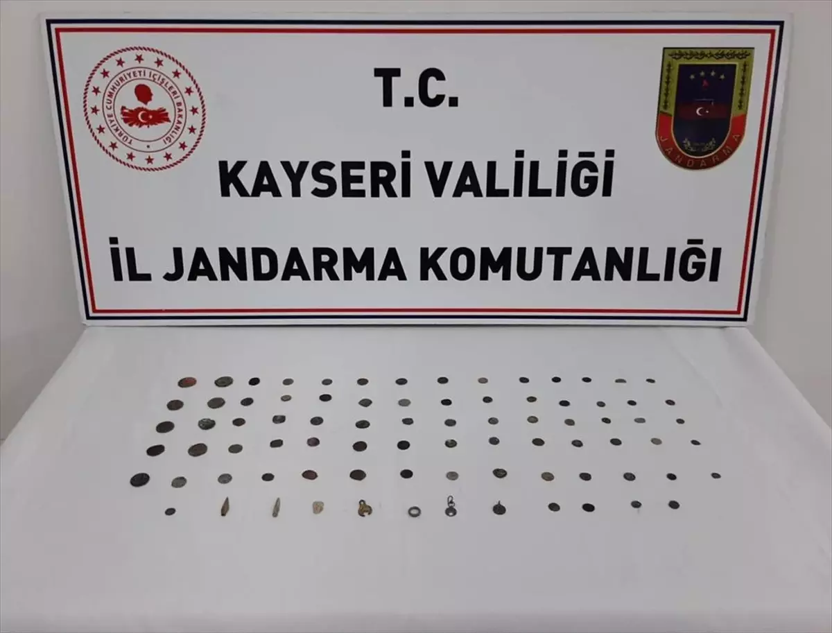 Develi\'de tarihi eserler ele geçirildi, 1 şüpheli gözaltına alındı