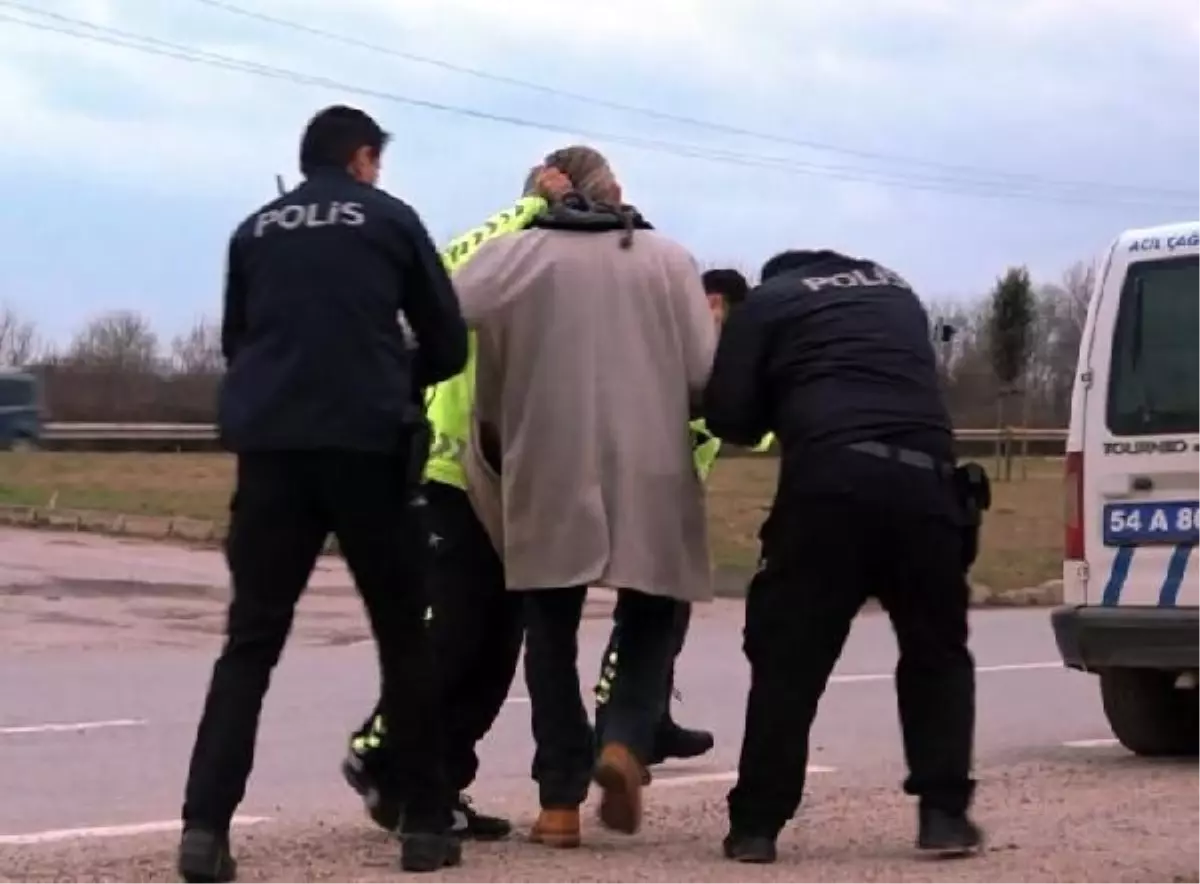 Karasu'da kaza sonrası sürücü gözaltına alındı