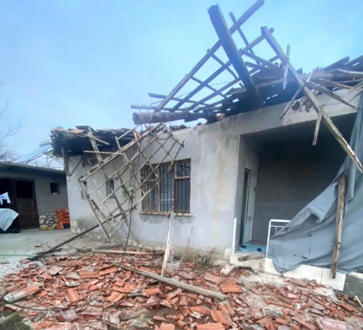 Malatya\'da 5.2 Büyüklüğünde Deprem: Bir Evde Maddi Hasar Meydana Geldi