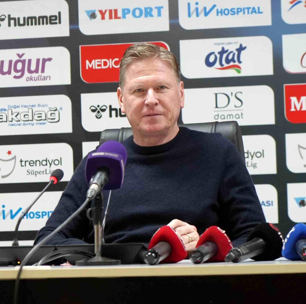 Samsunspor Teknik Direktörü Markus Gisdol: Galip geldiğimiz için mutluyuz
