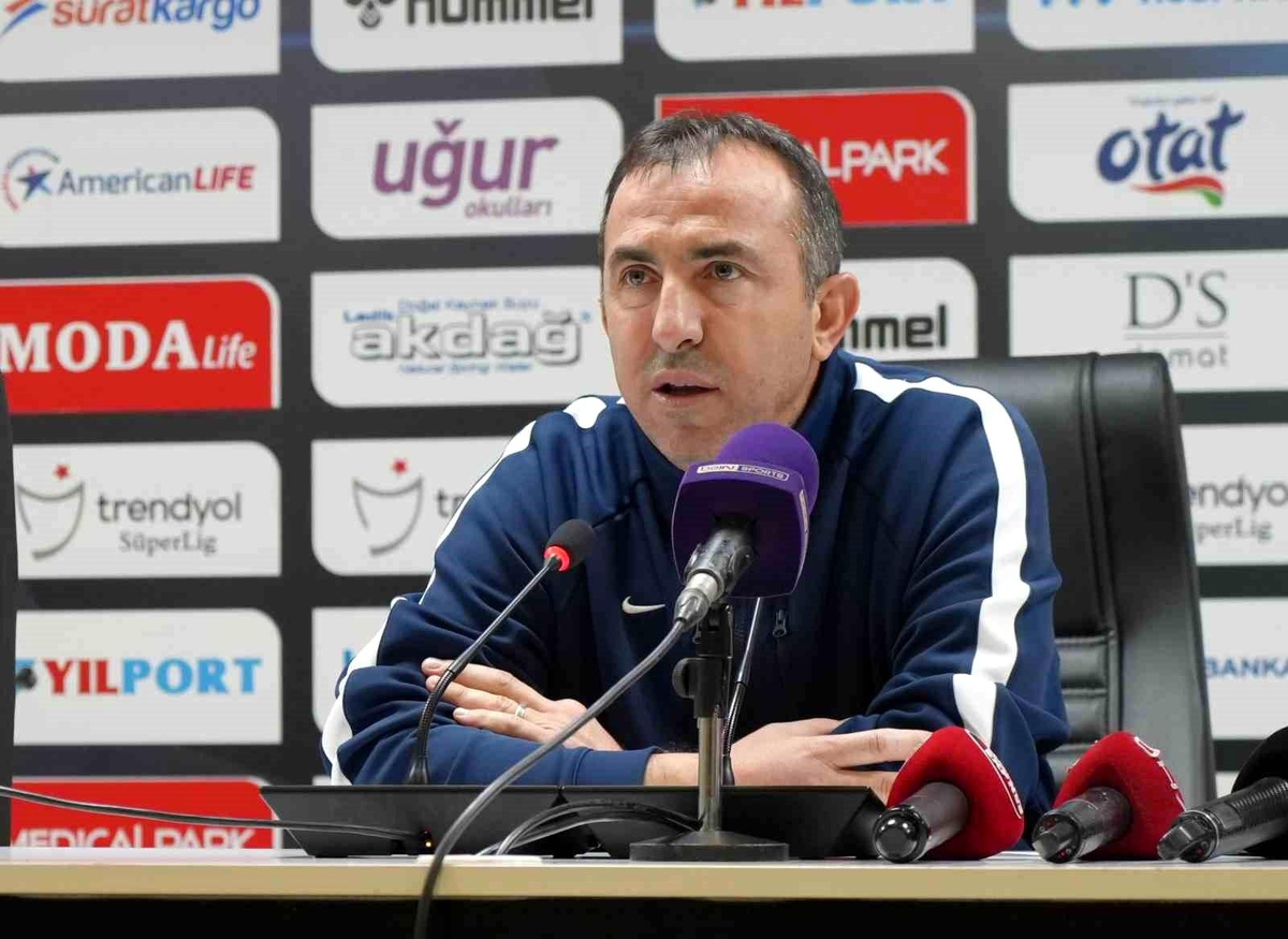 Kayserispor Teknik Direktörü Recep Uçar: Samsunspor galibiyeti hak etti
