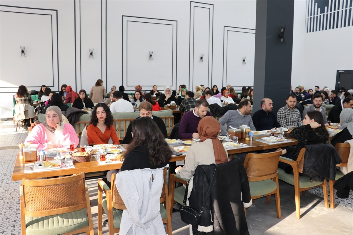 Sivas Eczacılar Odası 28. yılını kutladı